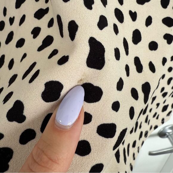 MELLODAY | Polka Dot Short Sleeve Blouse - Picture 5 of 9